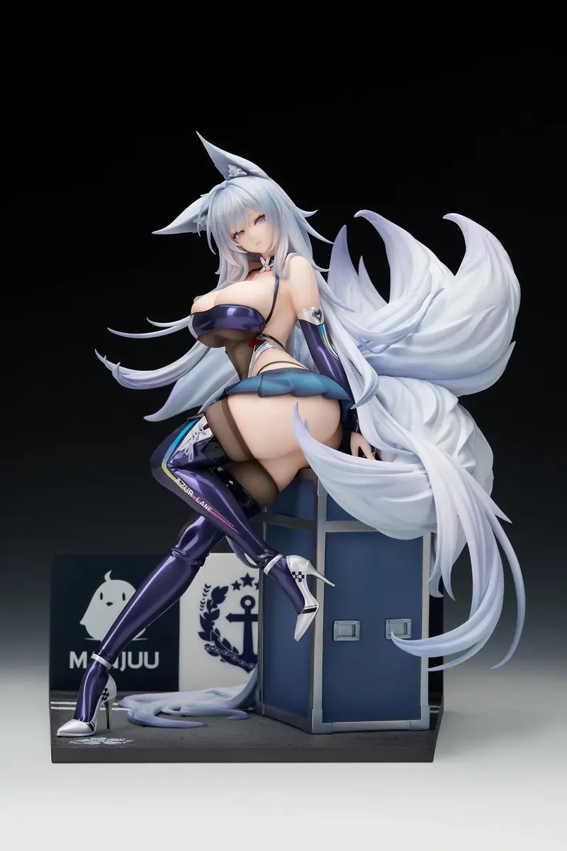 Azur Lane - Shinano - Moonlit Chrome - Acrylic Special Edition w/Display Figur 1/7 (APEX Innovation)