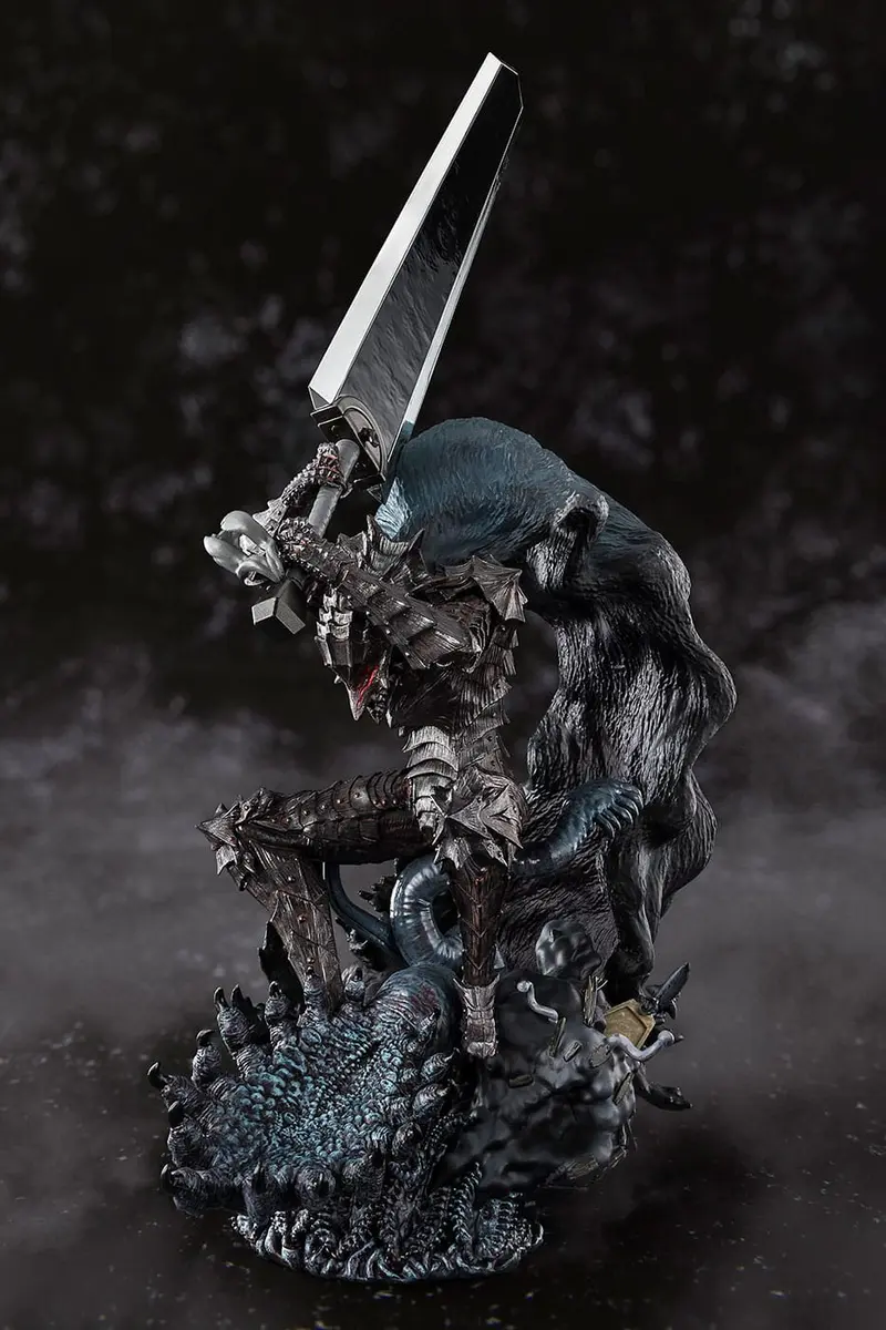 Berserk - Guts - Berserker Armor FiguartsZero Metallic Touch Figur (Bandai)