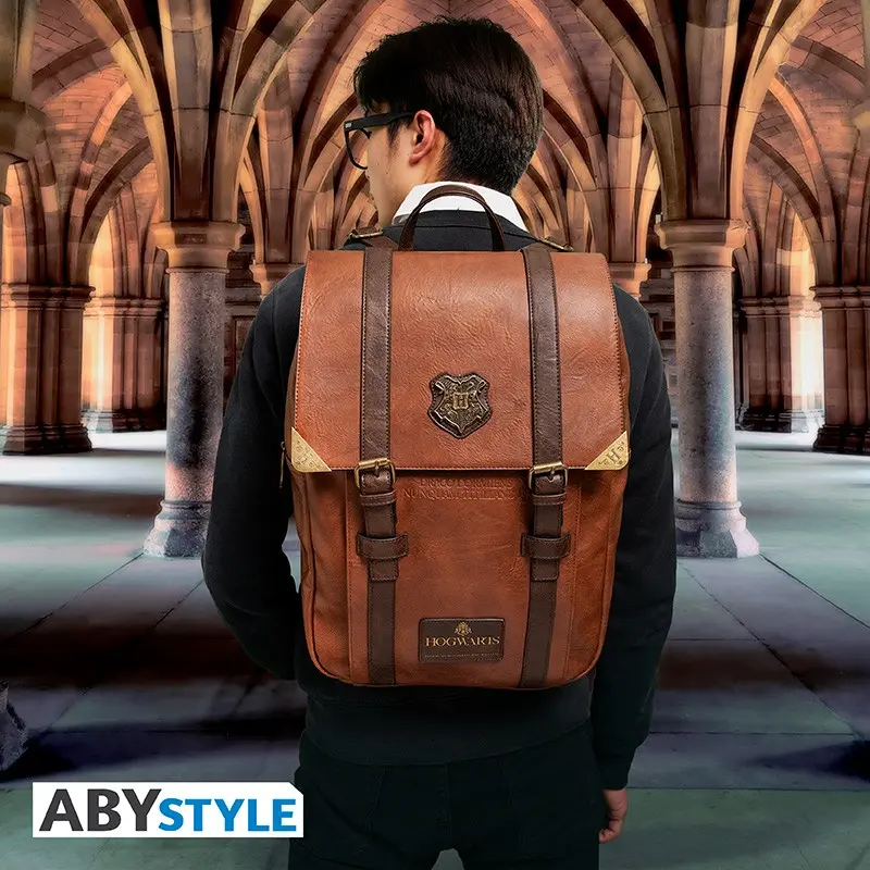 Harry Potter - Hogwarts Schule für Hexerei und Zauberei - Premium Rucksack - 14 Liter - ABYstyle