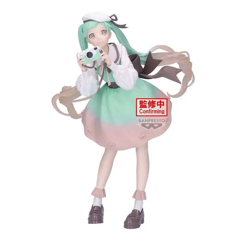 Hatsune Miku - Camera Holiday Memories Figur (Banpresto)