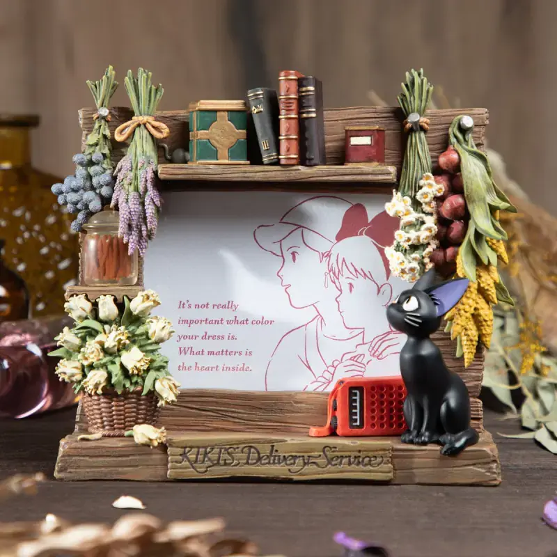 Kikis kleiner Lieferservice - Witch's House - Diorama Bilderrahmen - 18x15cm - Benelic